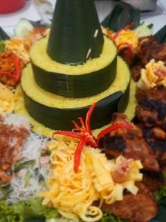 Foto resep 11. Nasi Tumpeng Kuning