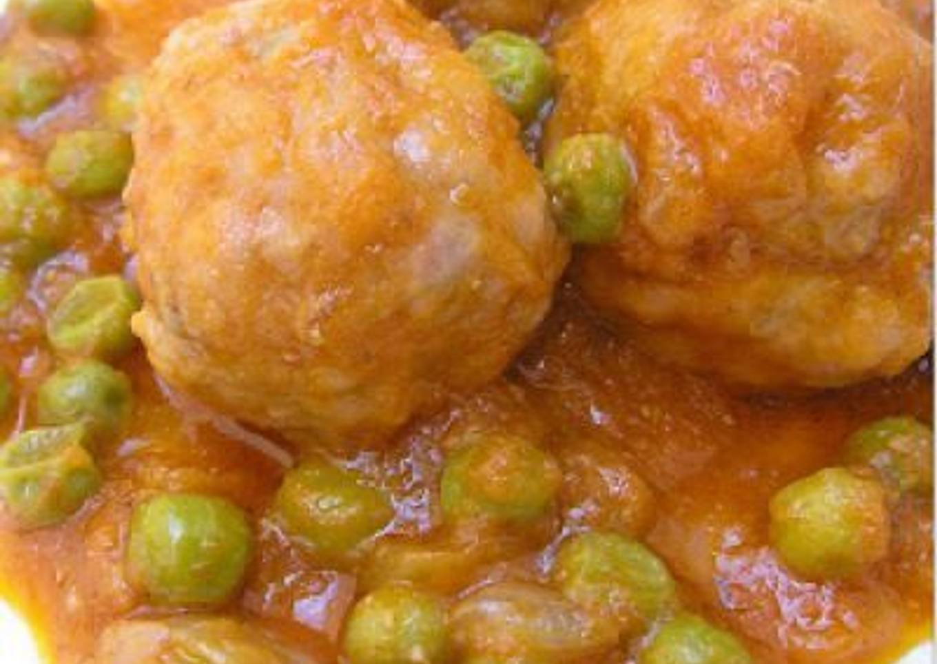 Albóndigas en salsa
