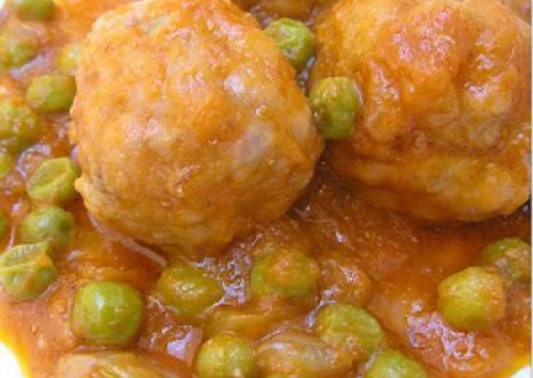 Albóndigas en salsa