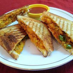 A picture of Aloo masala grill sandwich.