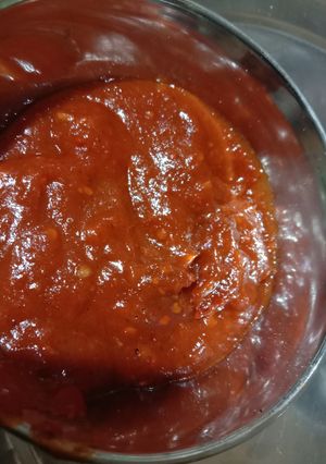 A picture of Red chilli and Tomato Chutney.