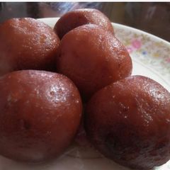 A picture of Gulab Jamun without khoya.