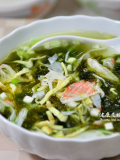 海帶芽燴蟹肉羹 的食譜成品照片