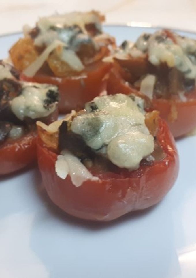 Una foto de Tomates rellenos