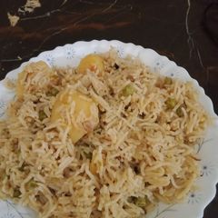 A picture of Matar aalo pulao.