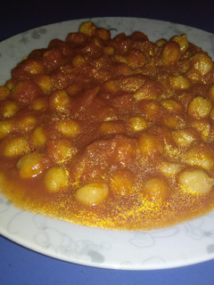 Una foto de Garbanzos con tomate