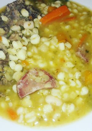 Una foto de Locro tradicional