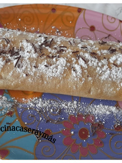 Una foto de Strudel de plátano y chocolate