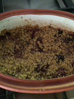 Una foto de Crumble de frutos rojos