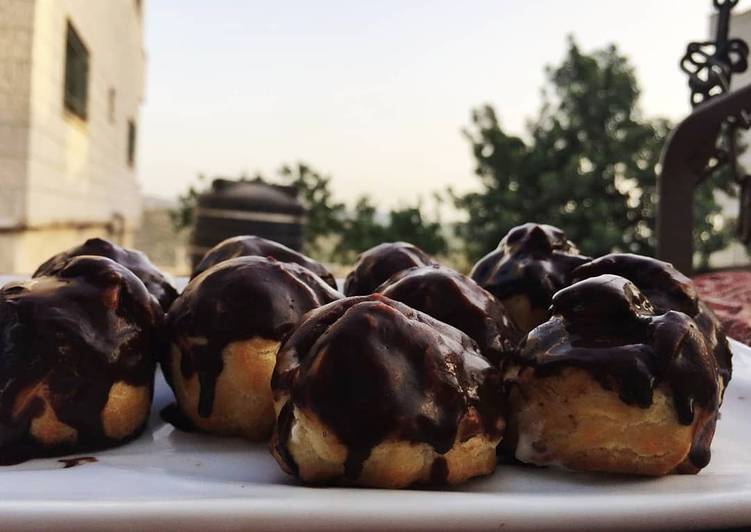 Simple Way to Make Any-night-of-the-week Cream puffs