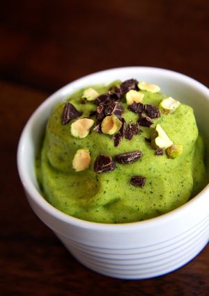 A picture of Spinach  banana                         ice -cream.
