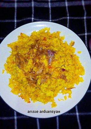 Foto resep Nasi goreng kunyit 😋
