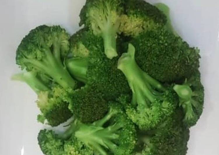 Steamed broccoli