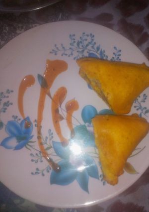 A picture of Filled bread pkoda.