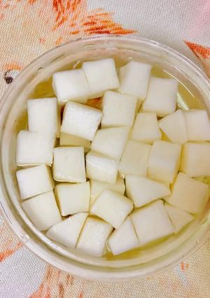 正宗韓式炸雞醃蘿蔔치킨무 的食譜成品照片