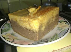 Una foto de Postre borracho de flan y vainillas