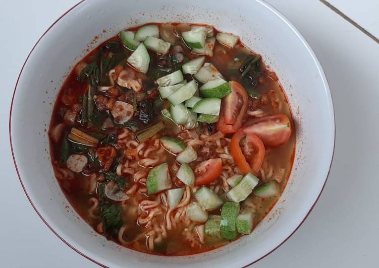 Resep Mie sedaap korean spicy sayur campur yang Harus Dicoba