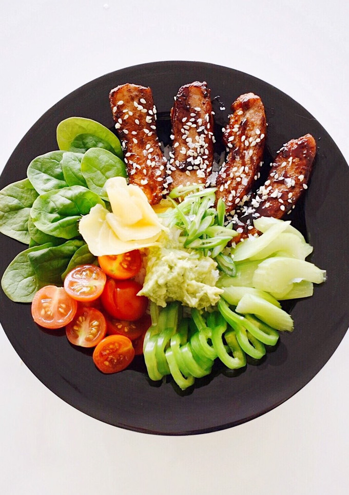 Una foto de Ensalada de Arroz con un toque Asiático