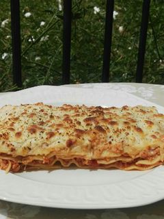 Una foto de Lasaña de soja texturizada