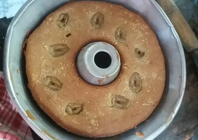 Cara Gampang Menyiapkan Bolu Pisang (Banana moist cake) 2 telur yang Lezat