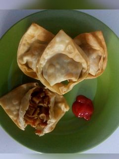 Foto resep Pangsit goreng isi sayur saos tiram