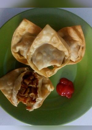 Foto resep Pangsit goreng isi sayur saos tiram