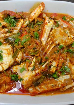 A picture of Spicy and Tangy CRABS CURRY.