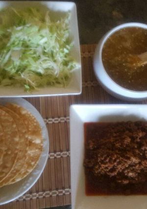 Una foto de Tacos de chorizo casero