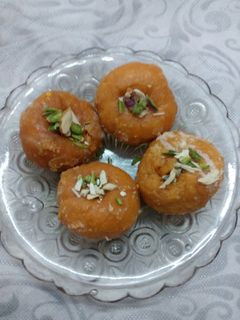 बालूशाही (Balushahi recipe in Hindi) रेसिपी मुख्य फोटो