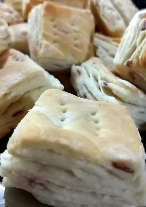 Una foto de Bizcochos saborizados de Salame