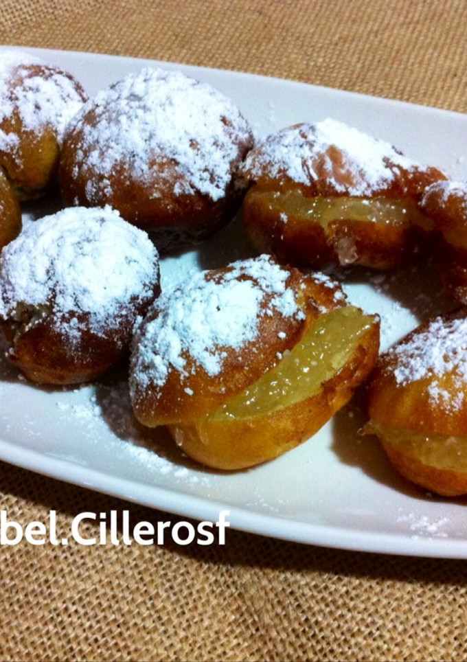 Una foto de Buñuelos rellenos de cabello de ángel