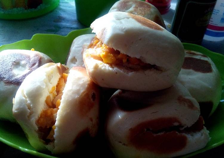 Langkah Mudah untuk Membuat Mantao isi Sosis Telur yang Sedap