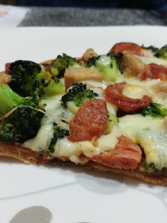 Una foto de Pizza con Masa de Quinoa🍕