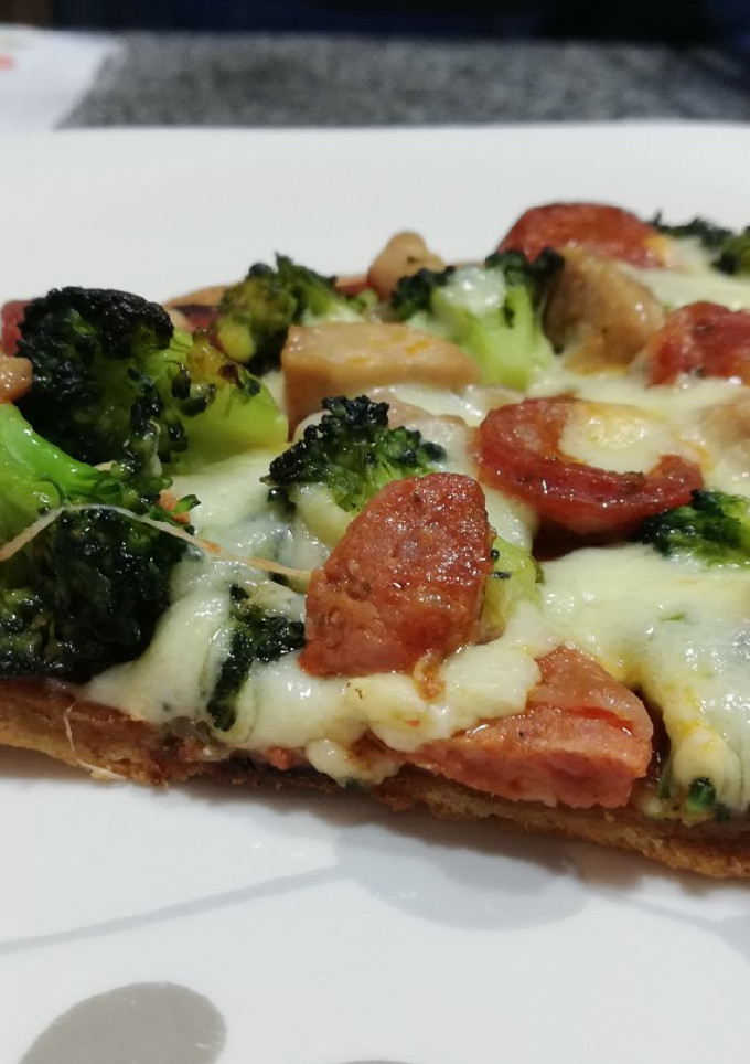 Una foto de Pizza con Masa de Quinoa🍕