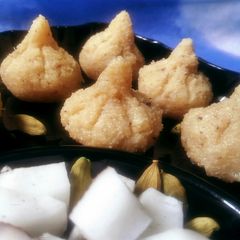 A picture of Nariyal Khoa Modak.