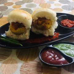 Bombay vada pav A picture of Bombay vada pav.