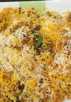 A picture of Spicey beef mince biryani.