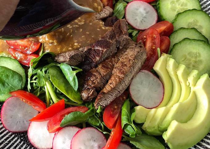 Steak salad with shoyu dressing