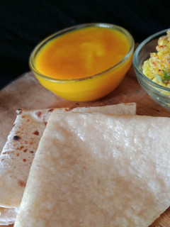 પડ વાળી રોટલીPad vali rotli recipe in Gujarati રેસીપી મુખ્ય ફોટો