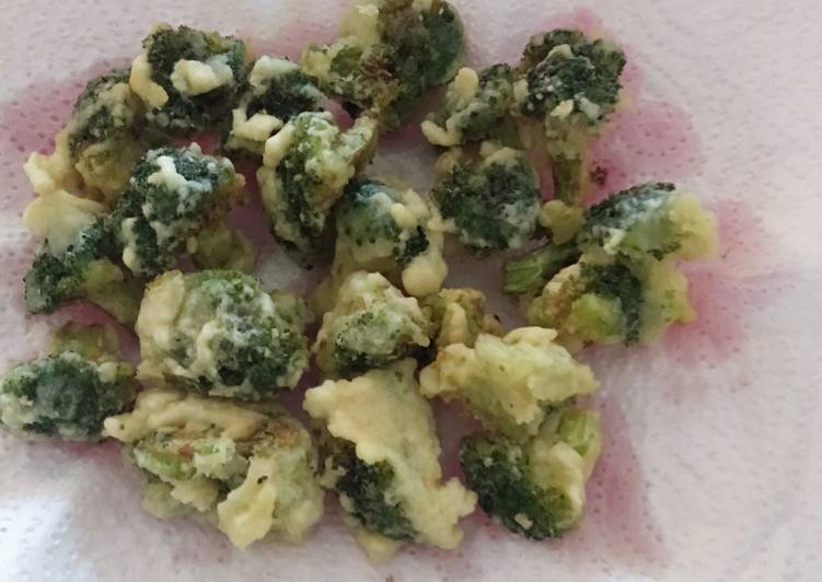 Langkah Mudah untuk meracik Brokoli goreng tepung Lezat