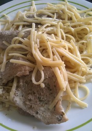 Una foto de Fideos y carne de ternera