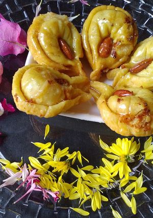 A picture of Diya gujiya.