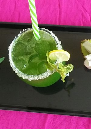 A picture of Mint Margarita🍀💚.