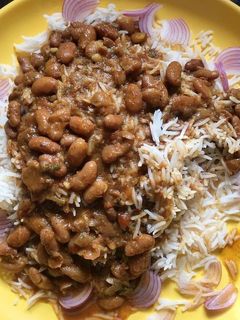 राजमा चावल (rajma chawal recipe in hindi) रेसिपी मुख्य फोटो