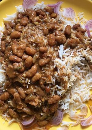 राजमा चावल (rajma chawal recipe in hindi) रेसिपी मुख्य फोटो