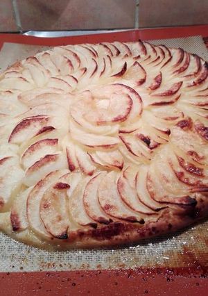 Une photo de Tarte fine rapide aux pommes 🍏