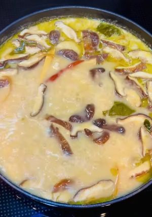Hình của món Tom Kha Thái.