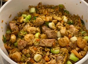 Una foto de Arroz chino frito
