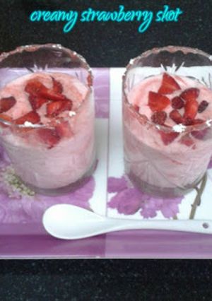 A picture of Creamy Strawberry Shot.