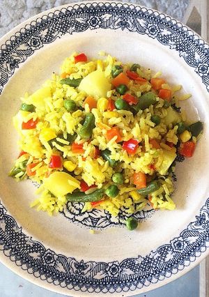 Una foto de Arroz con verduras al curry